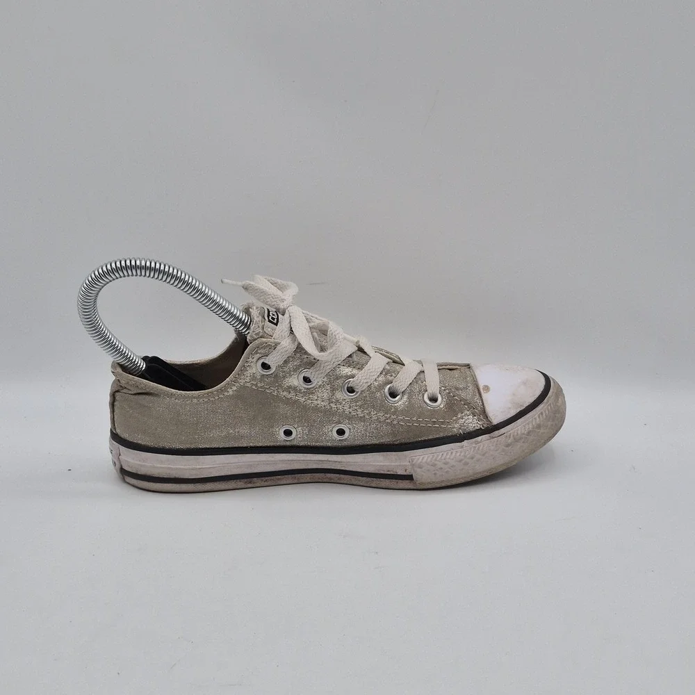 Converse Chuck Taylor All Star Shoes Youth Size 2 Gold Canvas Low‎ Top Sneakers